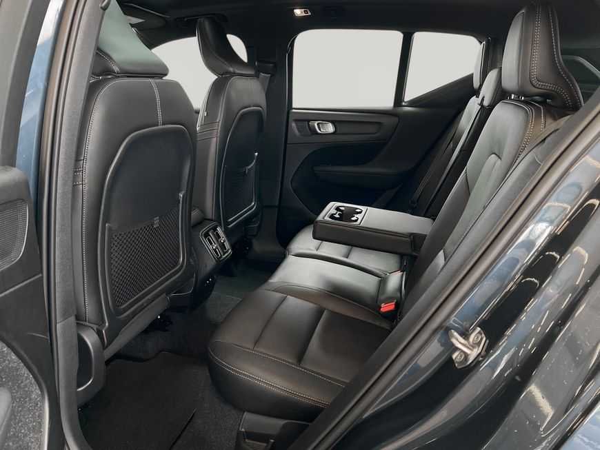 Volvo  D4 AWD  Aut Glasd Four-C PilotAssist