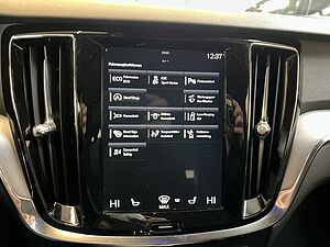 Volvo  D4  Aut Navi Voll-LED CarPlay 1.Hand